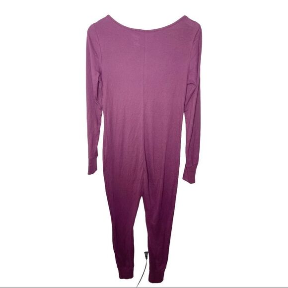 VICTORIA'S SECRET PINK Plum Burgundy Candy Cane Heart Onesie Pajamas Rom… - Picture 6 of 7